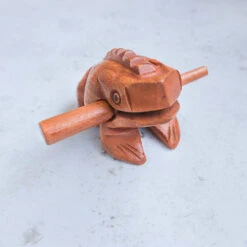 Croaking Frog Guiro Instrument Bundle -CARVED CULTURE Sale Croaking frog guiro instrument bundle frog guiro 4 close up